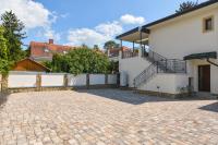 NaBoKa Apartman - Bed and Breakfast Keszthely