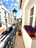 Nerja Old Town 3 Bed House with Private Roof Terrace - B&B Nerja
