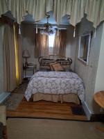 Efficiency Apt-UofR, Medical Ctr at Strong Hospital Professionals - B&B Rochester