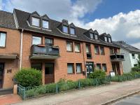 2 Zi Wohnung, zentrale Lage mit Parkplatz, 15 min vom Hbf Hamburg - B&B Pinneberg