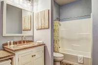 Coastal Chill Spot - Cozy 2BR Villa By The Beach - B&B Corpus Christi