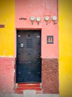 Private Bedroom near the Arch! - B&B Antigua Guatemala