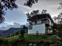 Country cabin with panoramic view among clouds - cabaña refugio entre nubes - Bed and Breakfast Támesis