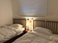 Large space Dongmyo Station, Dongdaemun, DDP, Gyeongbokgung Palace, Gwangjang Market, Airport Bus 8 minutes, 5 beds, 3 rooms - Bed and Breakfast Seoel