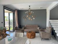 Blue Sunset Villa by Kestrel Retreat - Grand Bay - B&B Grand Baie