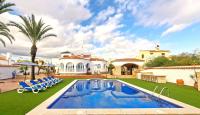 Large Villa & Casita with Pool and Gameroom - PMT28 - B&B Urbanizacion los Balcones