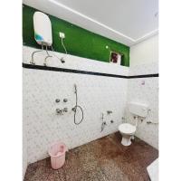 Serene Stays at Varanasi - 5BHK Luxury Villa - B&B Varanasi