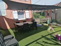 Mafadel - Ferienwohnung Cluny