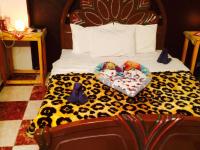 Sphinx - B&B Al Karnak