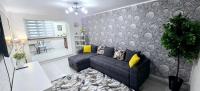 2х-ком Люкс Пр Б Момышулы 4а в центре Шымкента -1й этаж - B&B Şımkent