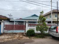 TM guest house 2 - Bed and Breakfast Singkawang