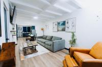 Aintree Bungalow - B&B Portmore