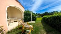 Villa Sara - Porto Cervo - 2 Private Beaches & Garden - by Coral Property - B&B Porto Cervo