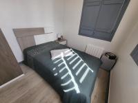 Chambre Simple avec Salle de Bains Commune