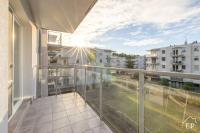 Apartament Rodzinny SUNSET Dziwnówek z 2 łazienkami i 2 sypialniami Leśne Tarasy 200 m do plaży EPapartamenty - Chambres d'hôtes Dziwnówek