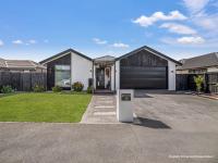 Luxury Family Friendly 4 Bed in Wigram - B&B Christchurch