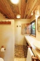 Großes Doppel-/Zweibettzimmer