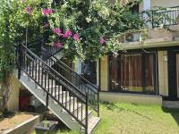 Keramas Selukat Guest House - Ferienwohnung Curahmas
