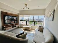 Alojamiento frente al centro comercial Mall Plaza Trujillo - B&B Trujillo