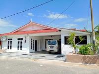 Homestay fadhizan whitehouse - B&B Kuala Terengganu