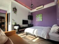 Quadruple Room with Private Bathroom