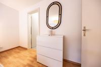 The R Apartment Hemmental - Ferienwohnung Schaffhausen