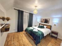 3-Bedroom Home next to Southmead Hospital - B&B Bristol