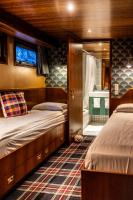 Camera Doppia con Letti Singoli