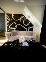 Maison Yuki - Appartement chic - Netflix et Parking gratuit - Bed and Breakfast Mont-Dore