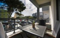 Apartment mit Terrasse