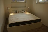 Two-Bedroom Apartment with Terrace and Free Parking (6 Adults)