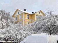 Central penthouse rooms near ferry, bus, nature - B&B Vaxholm
