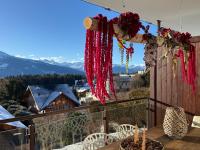 Window on Crans Montana, Appartement avec vue sur les Alpes - Chambres d'hôtes Crans-Montana