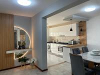 Hendy's cozy apt - B&B Praia