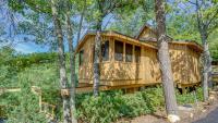 The Blackjack Oak in Treehouse Grove at Norton Creek - Bed and Breakfast Gatlinburg