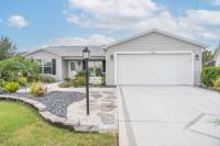 The Caddy Shack Heated Pool 4 seater golf cart - B&B The Villages