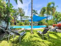 Poolside Mango House - Chambres d’hôtes Airlie Beach