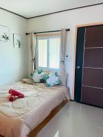 Queen Room with Sea View