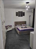 Apart 1 Dragonul Rosu - Spital Fundeni - Ferienwohnung Dobroeşti