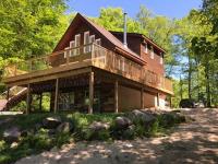 Muskoka Cottage on a 4 Lake Chain - B&B Burk's Falls