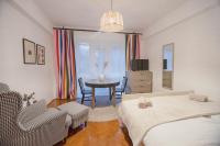 Vibrant & Cozy - A Colorful Bratislava Base - Chambres d’hôtes Vinohrady