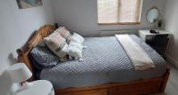 Couples Business Family- WiFi- Parking- Sleeps 2 - Bed and Breakfast Foleshill