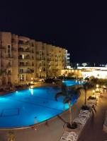 Apartment mit 2 Schlafzimmern und Poolblick