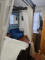 Camera Matrimoniale con Vista Giardino