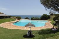 Prainha 2 bed Apt with Pool, Air con and Beach Access - B&B Alvor