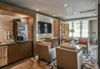 Elegant 2BR w Resort Pool and Lounge Areas 3 - Ferienwohnung Birmingham