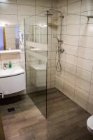 Camera Matrimoniale/Doppia con Letti Singoli con Bagno