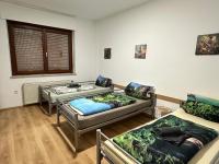 Duisburg FeelHome,Flughafen nah,6-8 Pers,Badewanne,Zentral,Terrasse,Ground Floor - Ferienwohnung Duisburg