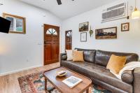 Sip, Golf & Unwind: Couple's Retreat in Fallbrook - B&B Fallbrook