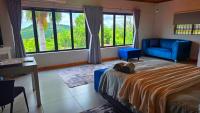 Rosies on Robin - Pool, Braai & Mountain Views - B&B Rustenburg